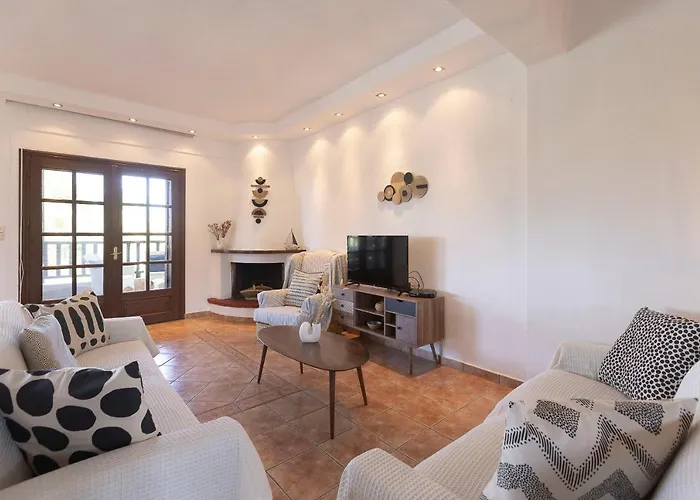 Coconut & Vanilla & Pineapple Pool Apartments #Feelslikehome