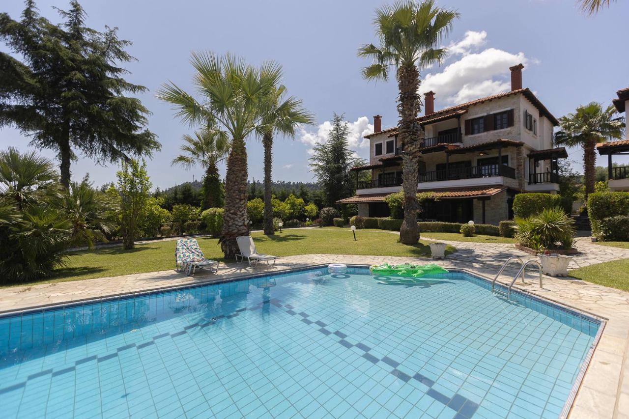 Coconut & Vanilla & Pineapple Pool #feelslikehome Holiday home *