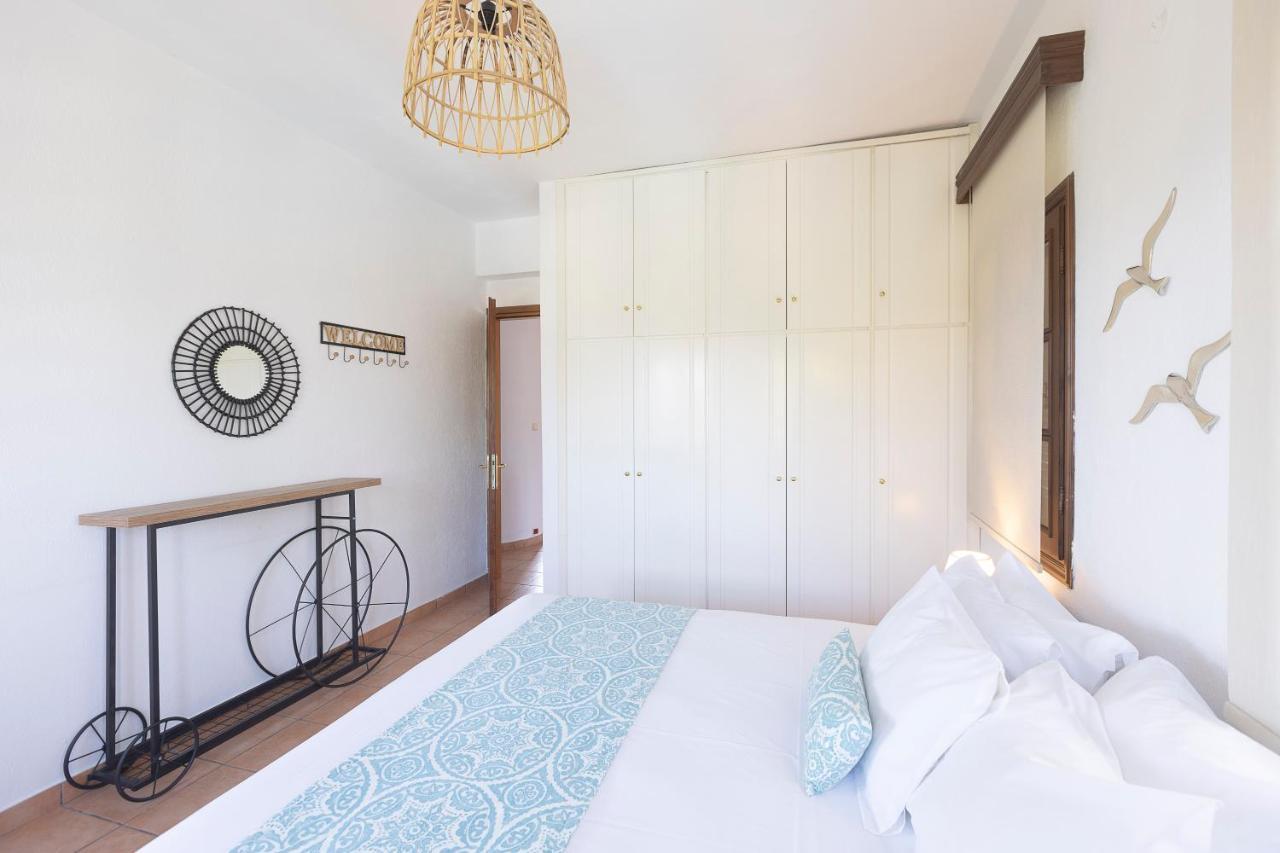 Coconut & Vanilla & Pineapple Pool #feelslikehome Holiday home Kriopigi